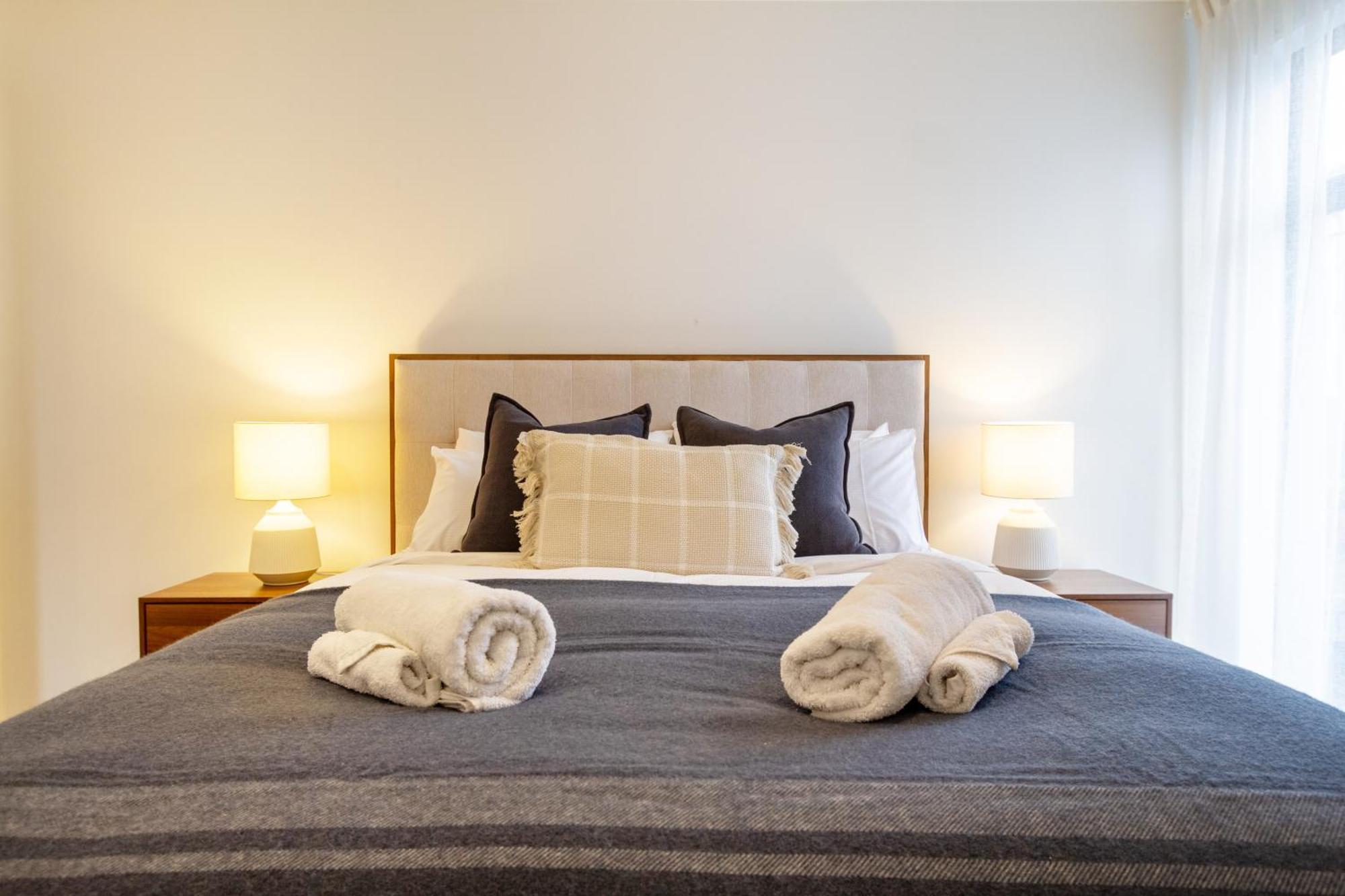 Stylish 3 Bedroom Home In Prime City With Garage Christchurch Luaran gambar