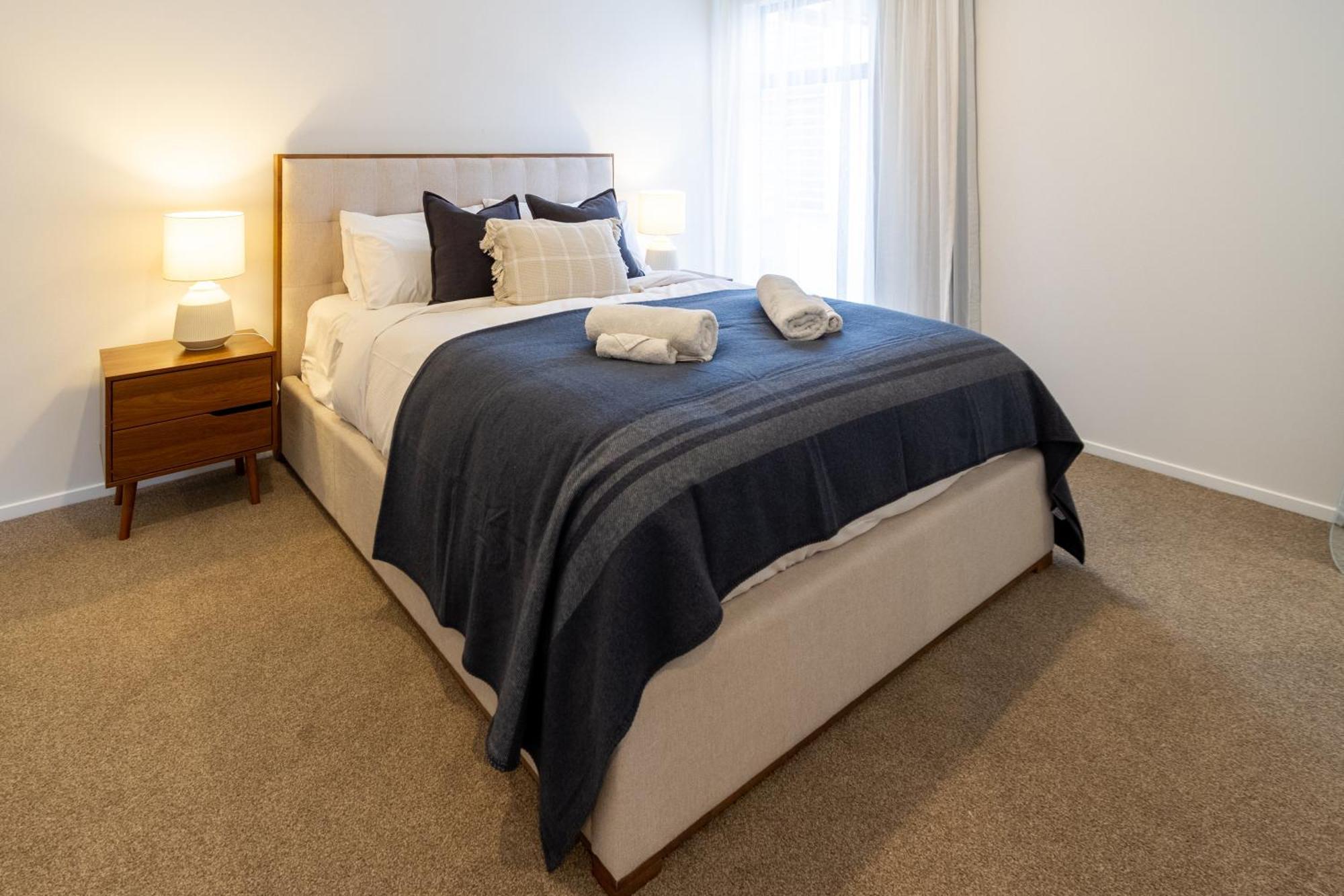 Stylish 3 Bedroom Home In Prime City With Garage Christchurch Luaran gambar