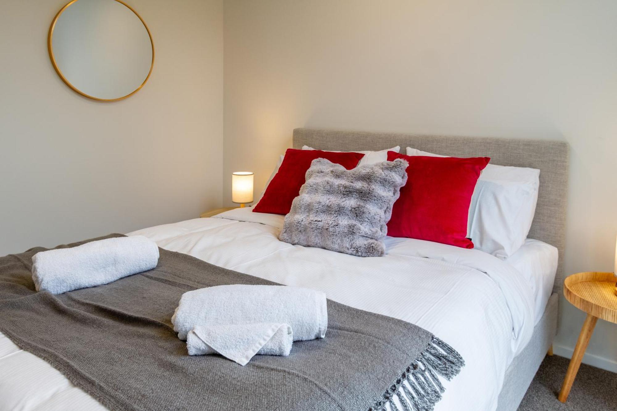 Stylish 3 Bedroom Home In Prime City With Garage Christchurch Luaran gambar