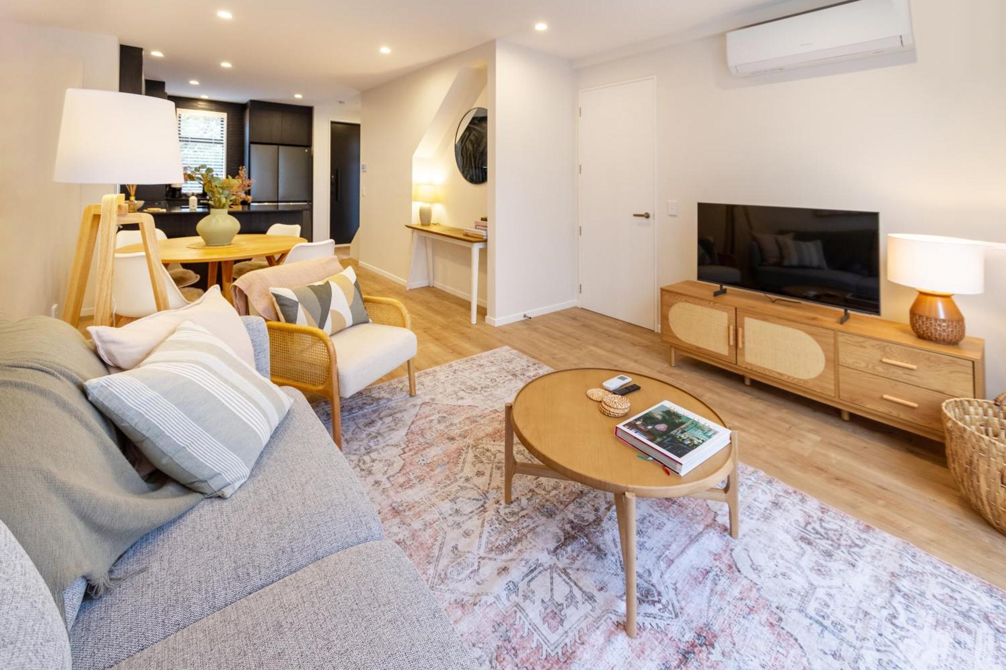 Stylish 3 Bedroom Home In Prime City With Garage Christchurch Luaran gambar