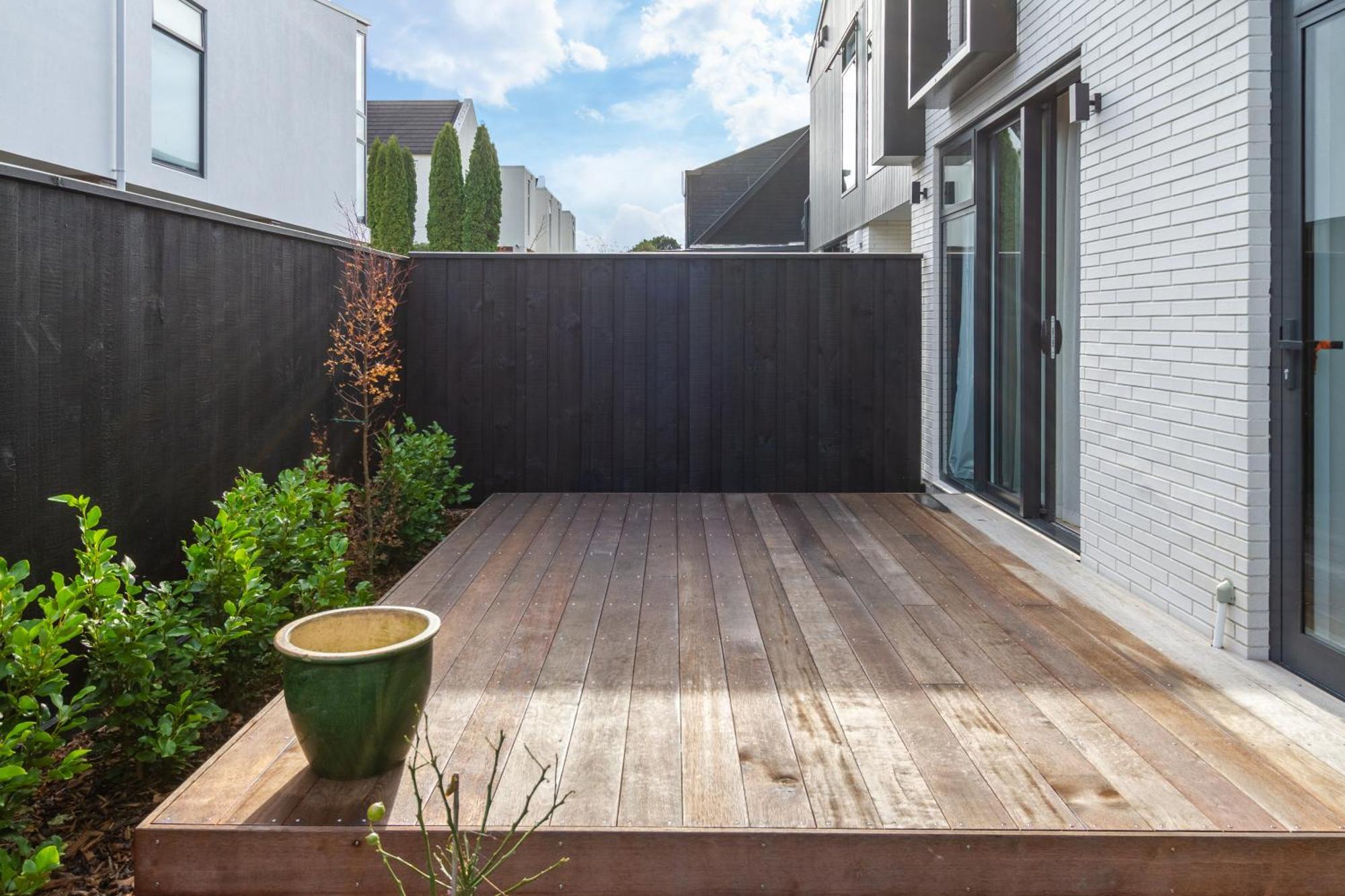 Stylish 3 Bedroom Home In Prime City With Garage Christchurch Luaran gambar